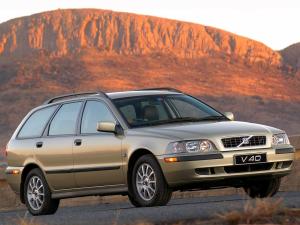 Volvo V40 2002 года (ZA)